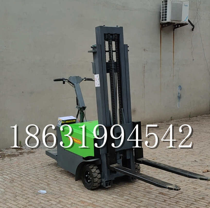 廉江市优程全电动叉车插腿式堆高车液压装卸车1.5吨升高小型站驾式铲车